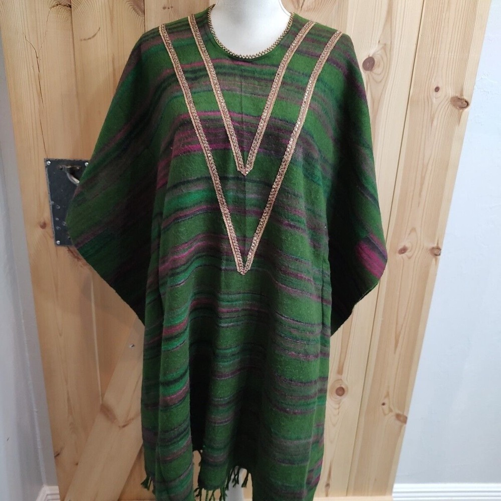 Womens M/L One Size‎ Blanket Shawl Cape Poncho Stripes Embellishments Boho